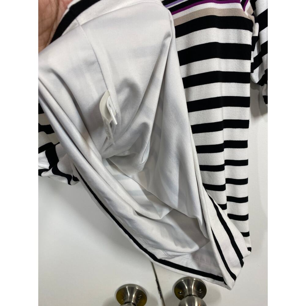 WHBM Striped Short Sleeve Round Neck Stretch Top MEDIUM - Picture 3 of 9